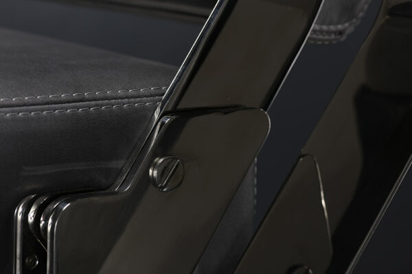 Dubhe helm seat for interiors and exteriors Ros Industrie