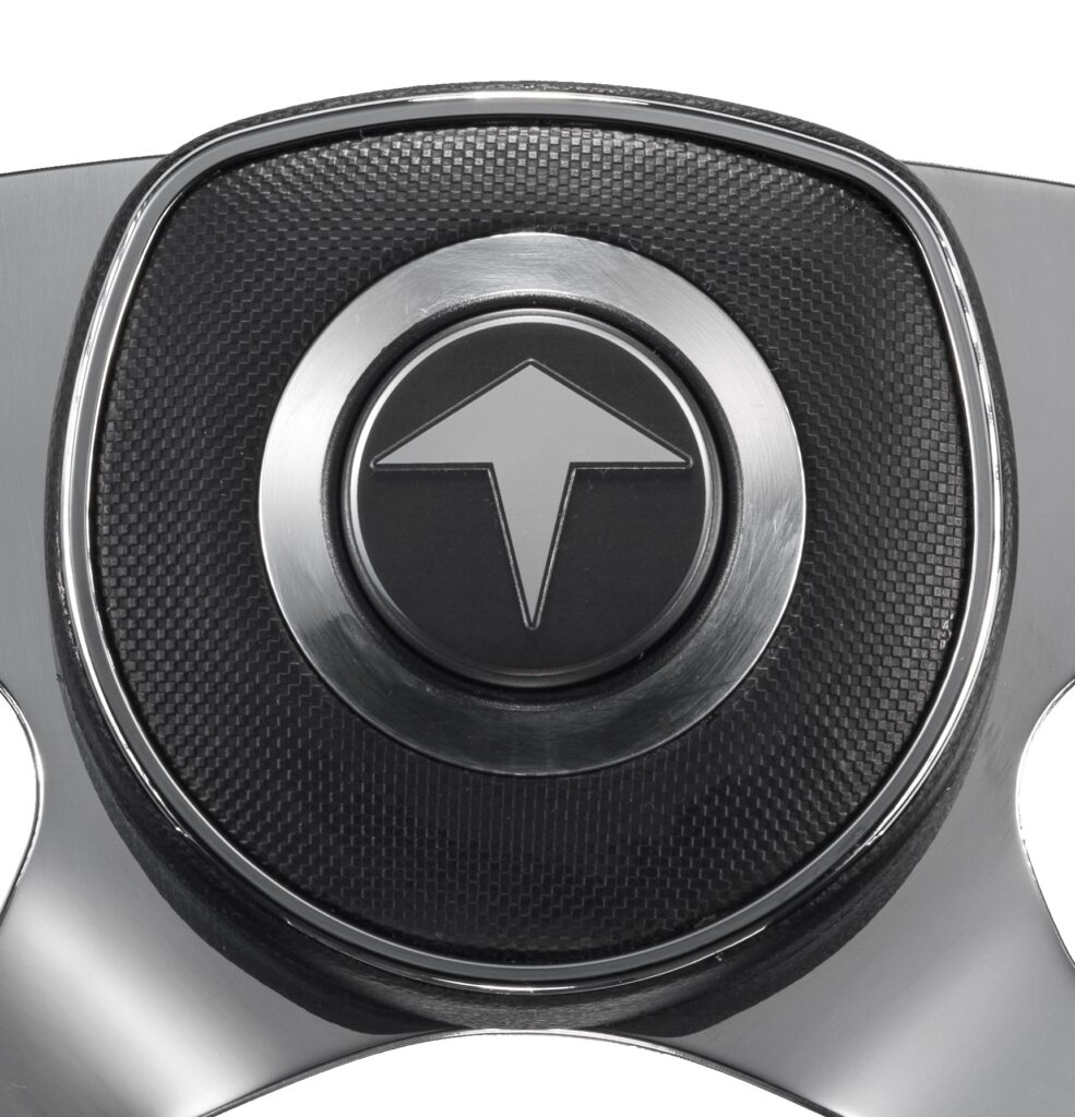 Center pad for semi truck steering wheelCenter Pad Sport Smart Ros U